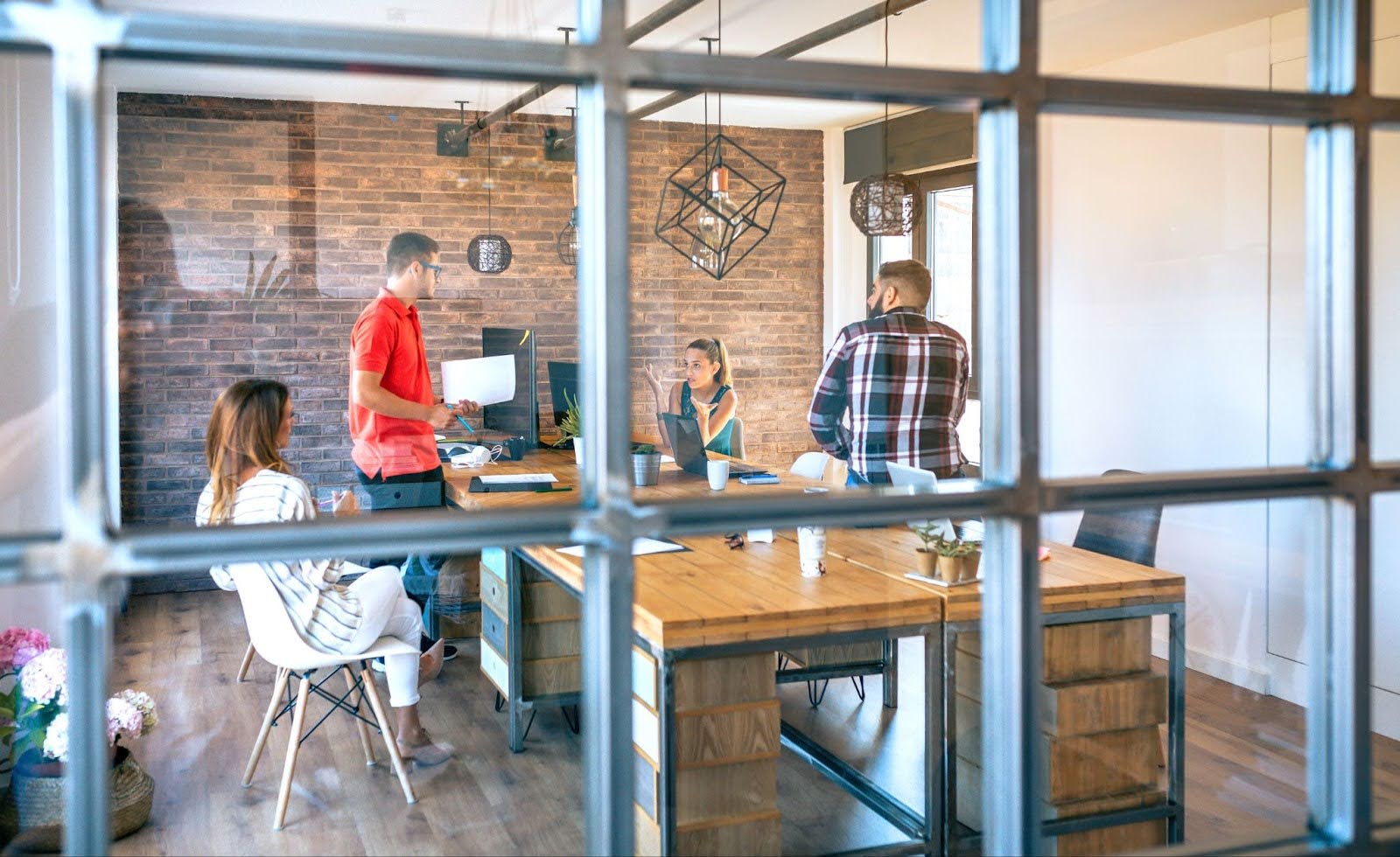 Social Media Zones for Team Collaboration