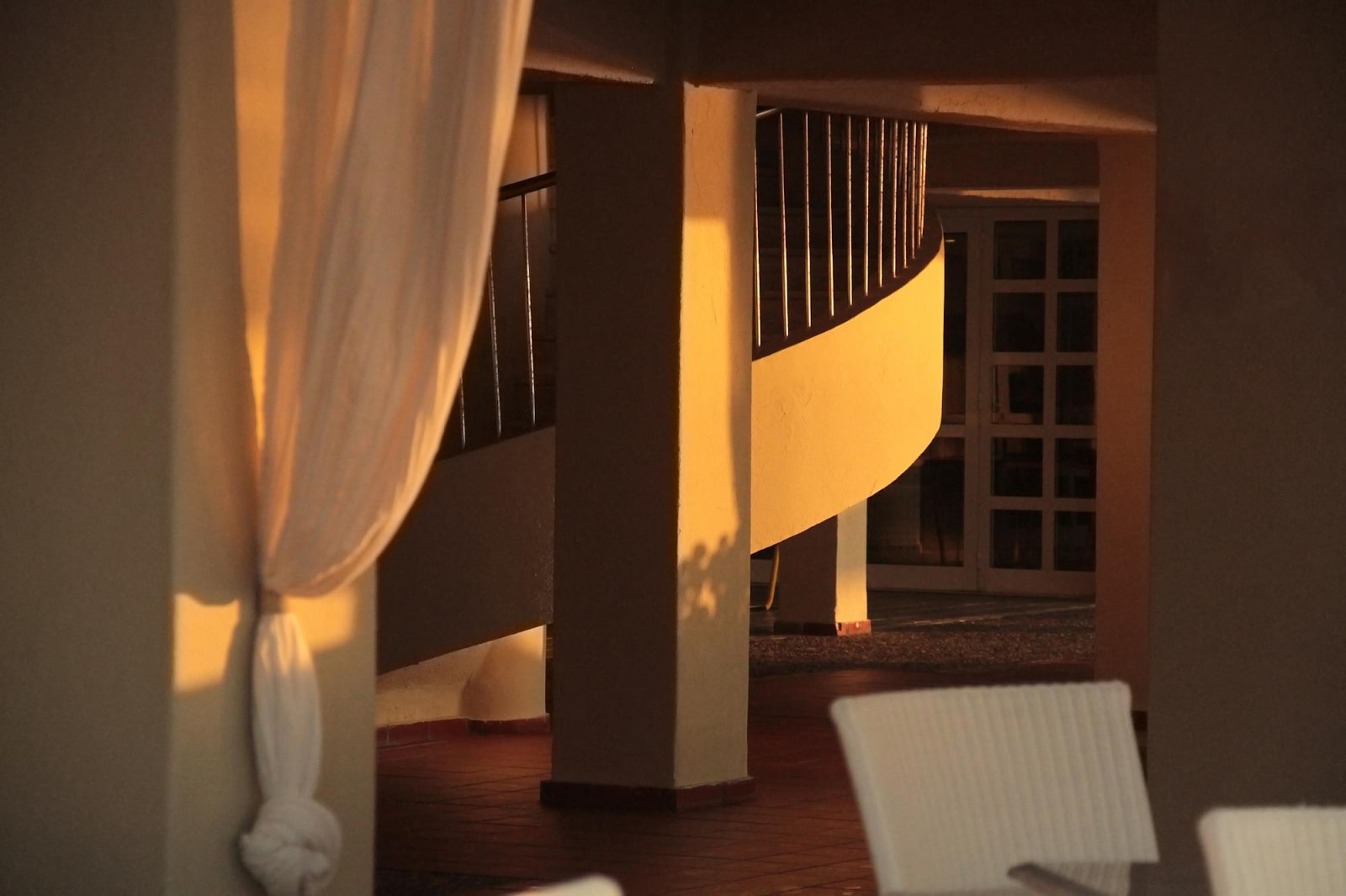 Warm Lighting Tonal Warmth